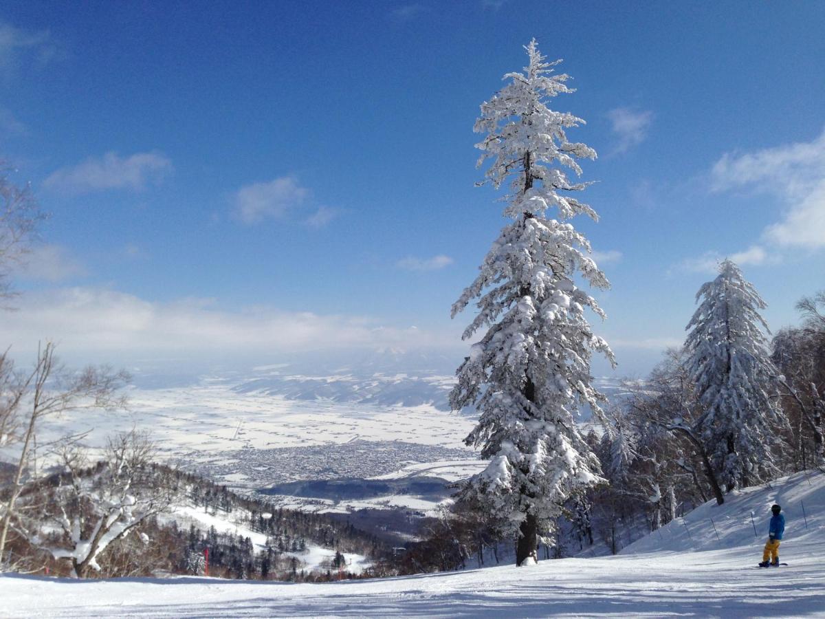 Moriyuki Villa NakaNakafurano Buitenkant foto